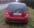 Красный Шевроле Авео, объемом двигателя 1.5 л и пробегом 204 тыс. км за 4750 $, фото 1 на Automoto.ua