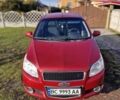 Красный Шевроле Авео, объемом двигателя 1.5 л и пробегом 150 тыс. км за 4800 $, фото 3 на Automoto.ua