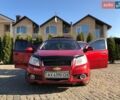 Красный Шевроле Авео, объемом двигателя 1.5 л и пробегом 160 тыс. км за 3800 $, фото 1 на Automoto.ua