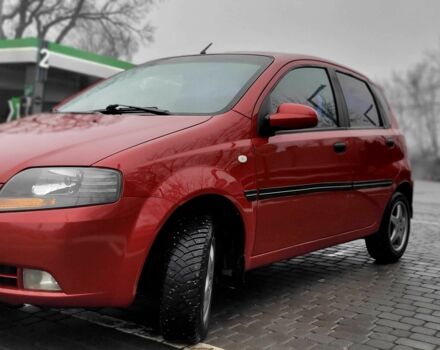 Красный Шевроле Авео, объемом двигателя 1.5 л и пробегом 220 тыс. км за 3650 $, фото 14 на Automoto.ua