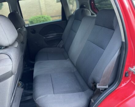 Красный Шевроле Авео, объемом двигателя 1.5 л и пробегом 191 тыс. км за 3500 $, фото 18 на Automoto.ua