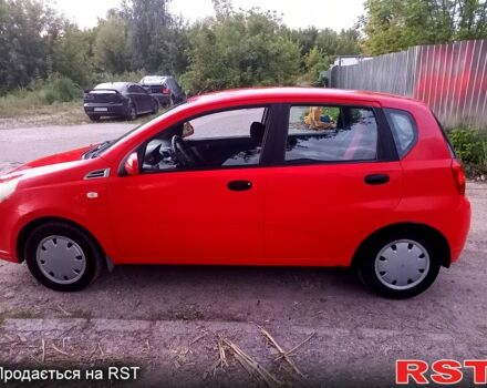 Красный Шевроле Авео, объемом двигателя 1.5 л и пробегом 224 тыс. км за 4500 $, фото 2 на Automoto.ua