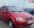 Красный Шевроле Авео, объемом двигателя 1.5 л и пробегом 172 тыс. км за 5300 $, фото 1 на Automoto.ua