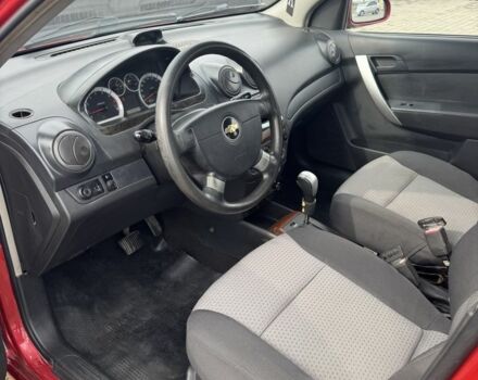 Червоний Шевроле Авео, об'ємом двигуна 1.5 л та пробігом 230 тис. км за 4500 $, фото 6 на Automoto.ua