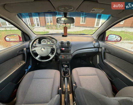 Червоний Шевроле Авео, об'ємом двигуна 1.21 л та пробігом 185 тис. км за 3700 $, фото 8 на Automoto.ua