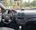 Красный Шевроле Авео, объемом двигателя 1.5 л и пробегом 96 тыс. км за 3000 $, фото 14 на Automoto.ua
