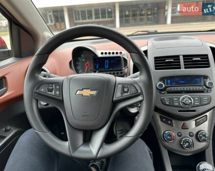 Червоний Шевроле Авео, об'ємом двигуна 1.4 л та пробігом 154 тис. км за 6200 $, фото 7 на Automoto.ua