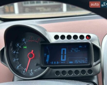 Червоний Шевроле Авео, об'ємом двигуна 1.4 л та пробігом 154 тис. км за 6200 $, фото 8 на Automoto.ua