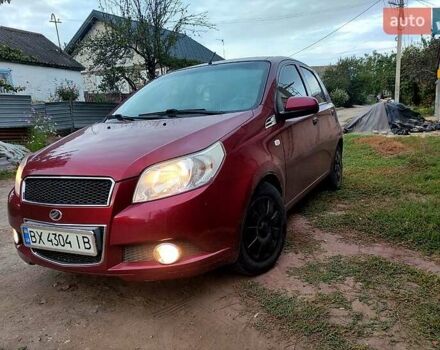 Червоний Шевроле Авео, об'ємом двигуна 1.5 л та пробігом 145 тис. км за 3700 $, фото 5 на Automoto.ua