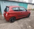 Красный Шевроле Авео, объемом двигателя 1.5 л и пробегом 125 тыс. км за 3100 $, фото 1 на Automoto.ua