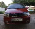 Красный Шевроле Авео, объемом двигателя 1.5 л и пробегом 248 тыс. км за 3700 $, фото 6 на Automoto.ua