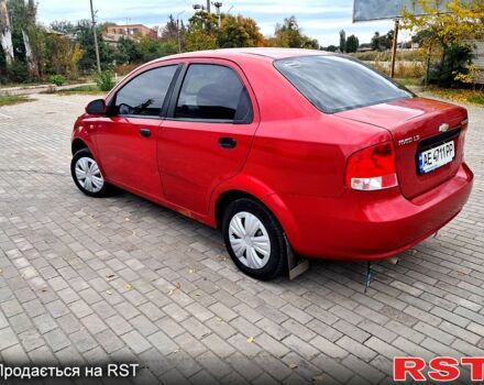 Красный Шевроле Авео, объемом двигателя 1.5 л и пробегом 203 тыс. км за 2850 $, фото 3 на Automoto.ua