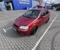 Красный Шевроле Авео, объемом двигателя 1.5 л и пробегом 200 тыс. км за 1950 $, фото 3 на Automoto.ua