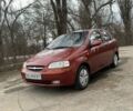 Красный Шевроле Авео, объемом двигателя 1.5 л и пробегом 250 тыс. км за 3000 $, фото 1 на Automoto.ua