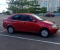 Красный Шевроле Авео, объемом двигателя 1.5 л и пробегом 320 тыс. км за 2300 $, фото 1 на Automoto.ua