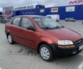Красный Шевроле Авео, объемом двигателя 1.5 л и пробегом 260 тыс. км за 2350 $, фото 1 на Automoto.ua