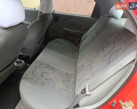 Красный Шевроле Авео, объемом двигателя 1.5 л и пробегом 178 тыс. км за 3150 $, фото 21 на Automoto.ua