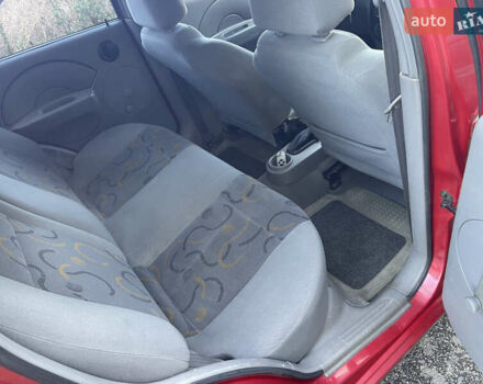 Красный Шевроле Авео, объемом двигателя 1.5 л и пробегом 150 тыс. км за 3300 $, фото 9 на Automoto.ua