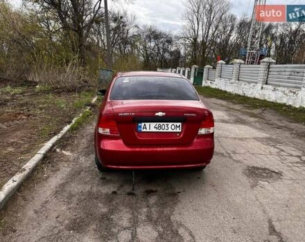 Красный Шевроле Авео, объемом двигателя 1.5 л и пробегом 300 тыс. км за 2500 $, фото 2 на Automoto.ua