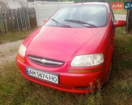 Красный Шевроле Авео, объемом двигателя 1.5 л и пробегом 185 тыс. км за 2800 $, фото 4 на Automoto.ua