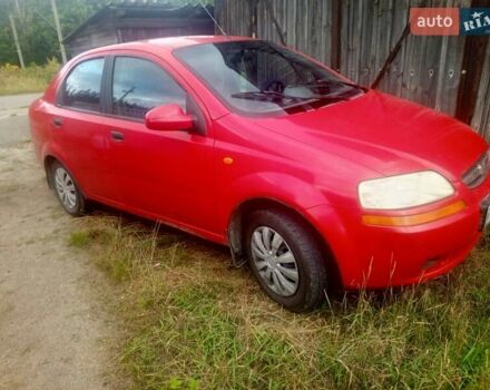 Красный Шевроле Авео, объемом двигателя 1.5 л и пробегом 185 тыс. км за 2800 $, фото 5 на Automoto.ua