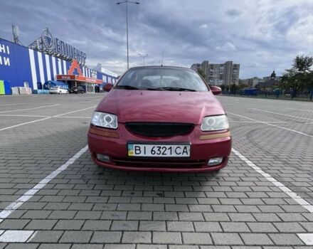 Красный Шевроле Авео, объемом двигателя 1.5 л и пробегом 200 тыс. км за 1950 $, фото 5 на Automoto.ua