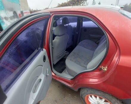 Красный Шевроле Авео, объемом двигателя 1.5 л и пробегом 200 тыс. км за 1450 $, фото 5 на Automoto.ua