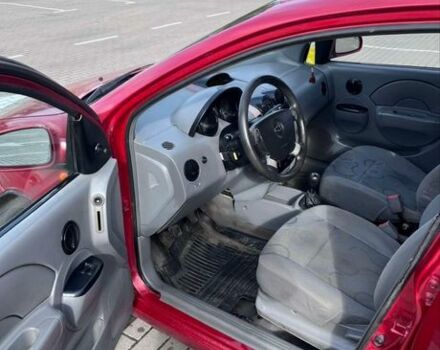 Красный Шевроле Авео, объемом двигателя 1.5 л и пробегом 200 тыс. км за 1950 $, фото 9 на Automoto.ua