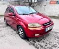 Красный Шевроле Авео, объемом двигателя 1.5 л и пробегом 390 тыс. км за 1750 $, фото 1 на Automoto.ua