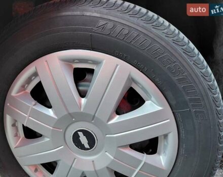 Красный Шевроле Авео, объемом двигателя 1.5 л и пробегом 150 тыс. км за 3750 $, фото 11 на Automoto.ua