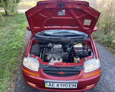 Красный Шевроле Авео, объемом двигателя 1.5 л и пробегом 150 тыс. км за 3300 $, фото 13 на Automoto.ua