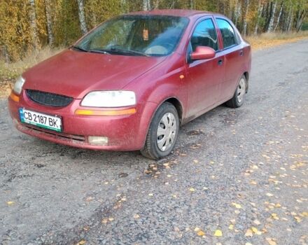 Красный Шевроле Авео, объемом двигателя 1.5 л и пробегом 320 тыс. км за 1500 $, фото 2 на Automoto.ua