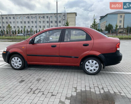 Красный Шевроле Авео, объемом двигателя 1.5 л и пробегом 260 тыс. км за 2350 $, фото 6 на Automoto.ua