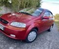 Красный Шевроле Авео, объемом двигателя 1.5 л и пробегом 150 тыс. км за 3300 $, фото 2 на Automoto.ua