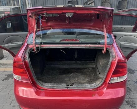 Красный Шевроле Авео, объемом двигателя 1.5 л и пробегом 200 тыс. км за 1950 $, фото 11 на Automoto.ua