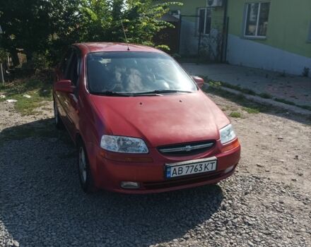 Красный Шевроле Авео, объемом двигателя 1.5 л и пробегом 314 тыс. км за 2400 $, фото 4 на Automoto.ua