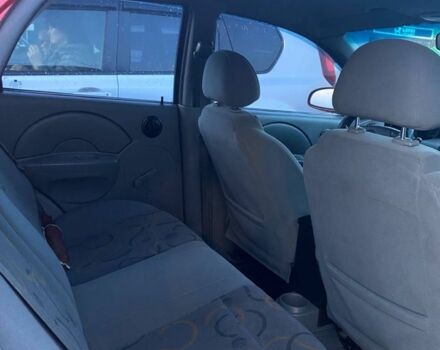 Червоний Шевроле Авео, об'ємом двигуна 1.5 л та пробігом 200 тис. км за 3250 $, фото 4 на Automoto.ua