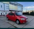 Червоний Шевроле Авео, об'ємом двигуна 1.5 л та пробігом 250 тис. км за 3500 $, фото 1 на Automoto.ua