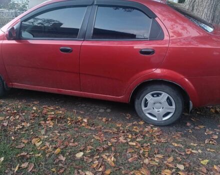 Красный Шевроле Авео, объемом двигателя 1.5 л и пробегом 290 тыс. км за 2400 $, фото 5 на Automoto.ua