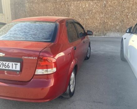 Красный Шевроле Авео, объемом двигателя 1.5 л и пробегом 220 тыс. км за 2700 $, фото 3 на Automoto.ua