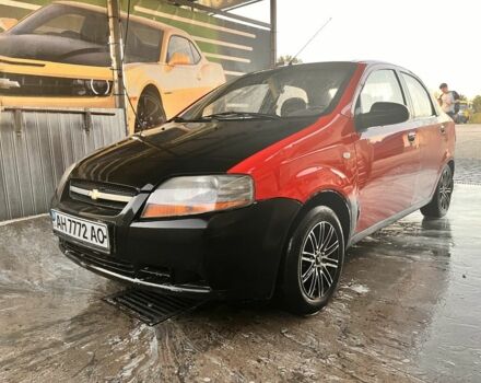 Красный Шевроле Авео, объемом двигателя 1.5 л и пробегом 250 тыс. км за 1800 $, фото 2 на Automoto.ua