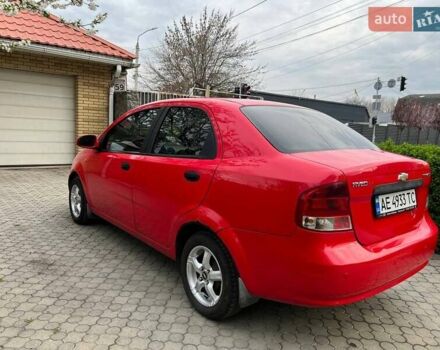 Красный Шевроле Авео, объемом двигателя 1.5 л и пробегом 222 тыс. км за 3500 $, фото 2 на Automoto.ua