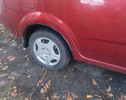 Красный Шевроле Авео, объемом двигателя 1.5 л и пробегом 290 тыс. км за 2400 $, фото 9 на Automoto.ua