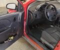 Красный Шевроле Авео, объемом двигателя 1.5 л и пробегом 250 тыс. км за 1800 $, фото 7 на Automoto.ua