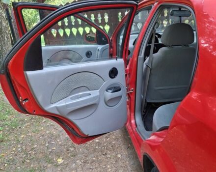 Червоний Шевроле Авео, об'ємом двигуна 1.5 л та пробігом 185 тис. км за 2400 $, фото 8 на Automoto.ua