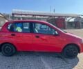 Красный Шевроле Авео, объемом двигателя 1.2 л и пробегом 210 тыс. км за 2700 $, фото 2 на Automoto.ua