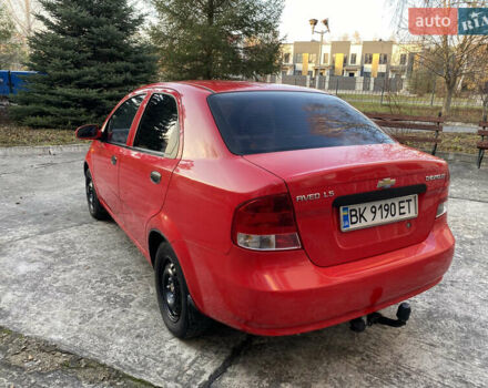 Красный Шевроле Авео, объемом двигателя 1.5 л и пробегом 223 тыс. км за 3200 $, фото 6 на Automoto.ua