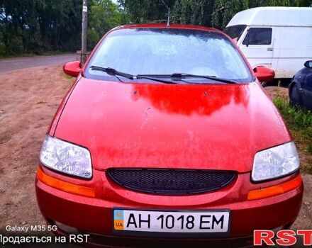 Красный Шевроле Авео, объемом двигателя 1.5 л и пробегом 190 тыс. км за 2500 $, фото 1 на Automoto.ua