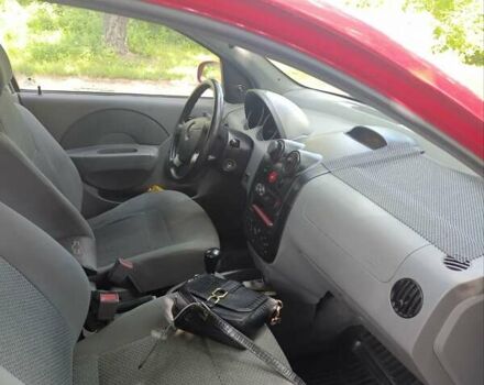 Шевроле Авео 2005 в Чернигове на Automoto.ua Красный Шевроле Авео, объемом двигателя 1.5 л и пробегом 250 тыс. км за 3500 $, фото 6 на Automoto.ua