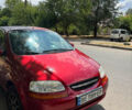 Красный Шевроле Авео, объемом двигателя 1.5 л и пробегом 179 тыс. км за 3500 $, фото 3 на Automoto.ua